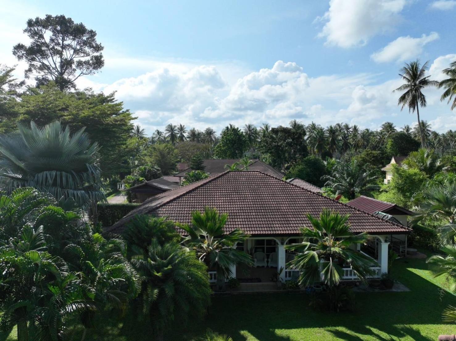Palm Gardens Resort, Bang Saphan Exterior foto